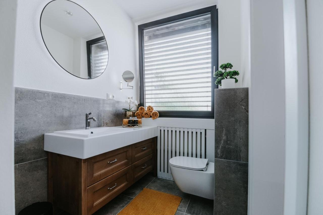 Apartmany Evia Clinic Levice Εξωτερικό φωτογραφία