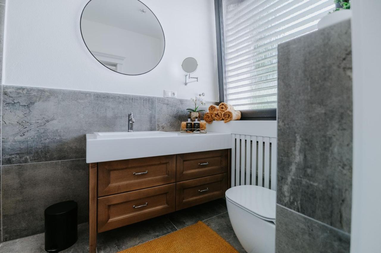 Apartmany Evia Clinic Levice Εξωτερικό φωτογραφία